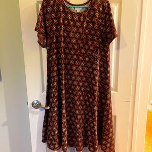 Fun LuLaRoe Carly
